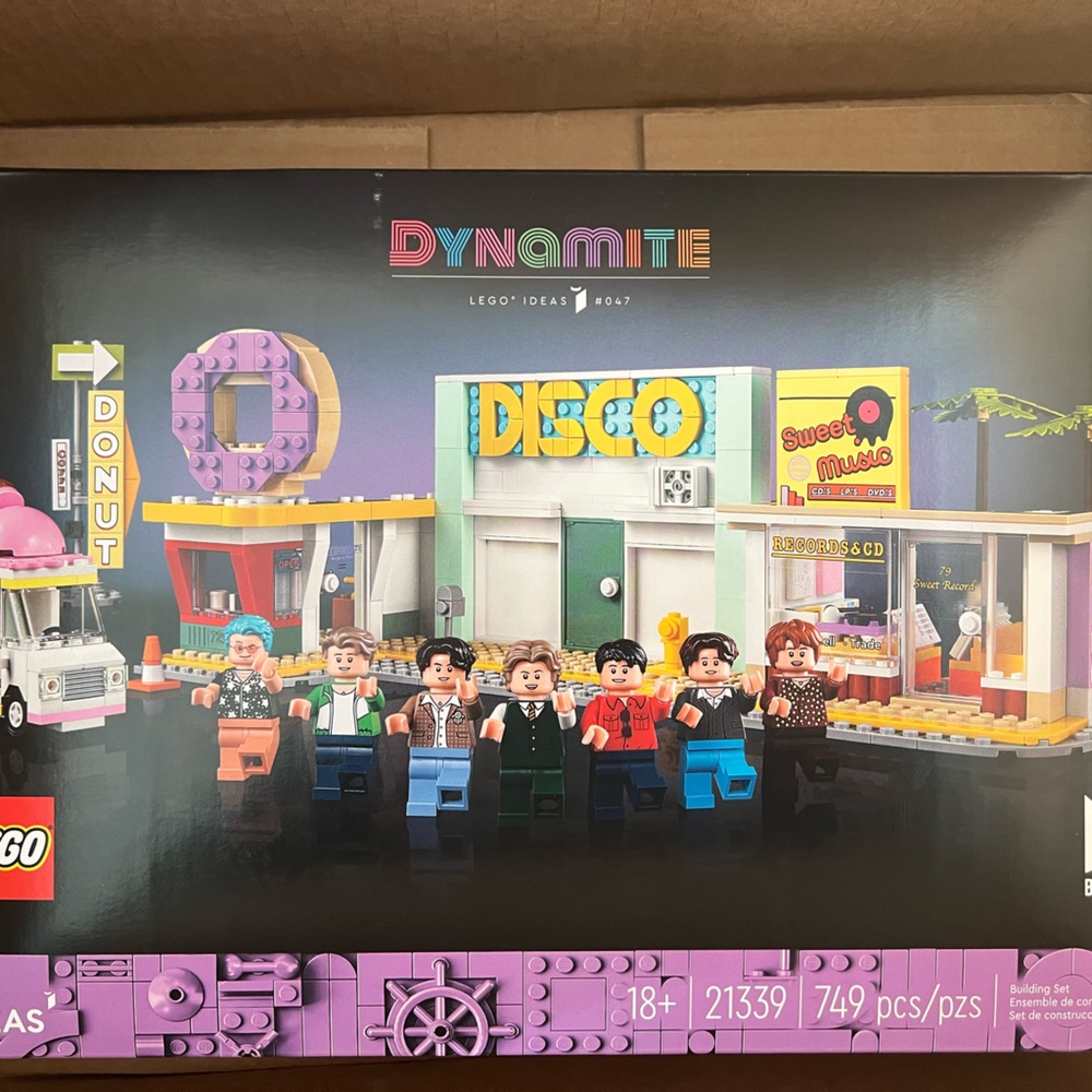 LEGO - BTS Dynamite
